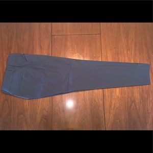 Exact stretch crop pants. Great for work!